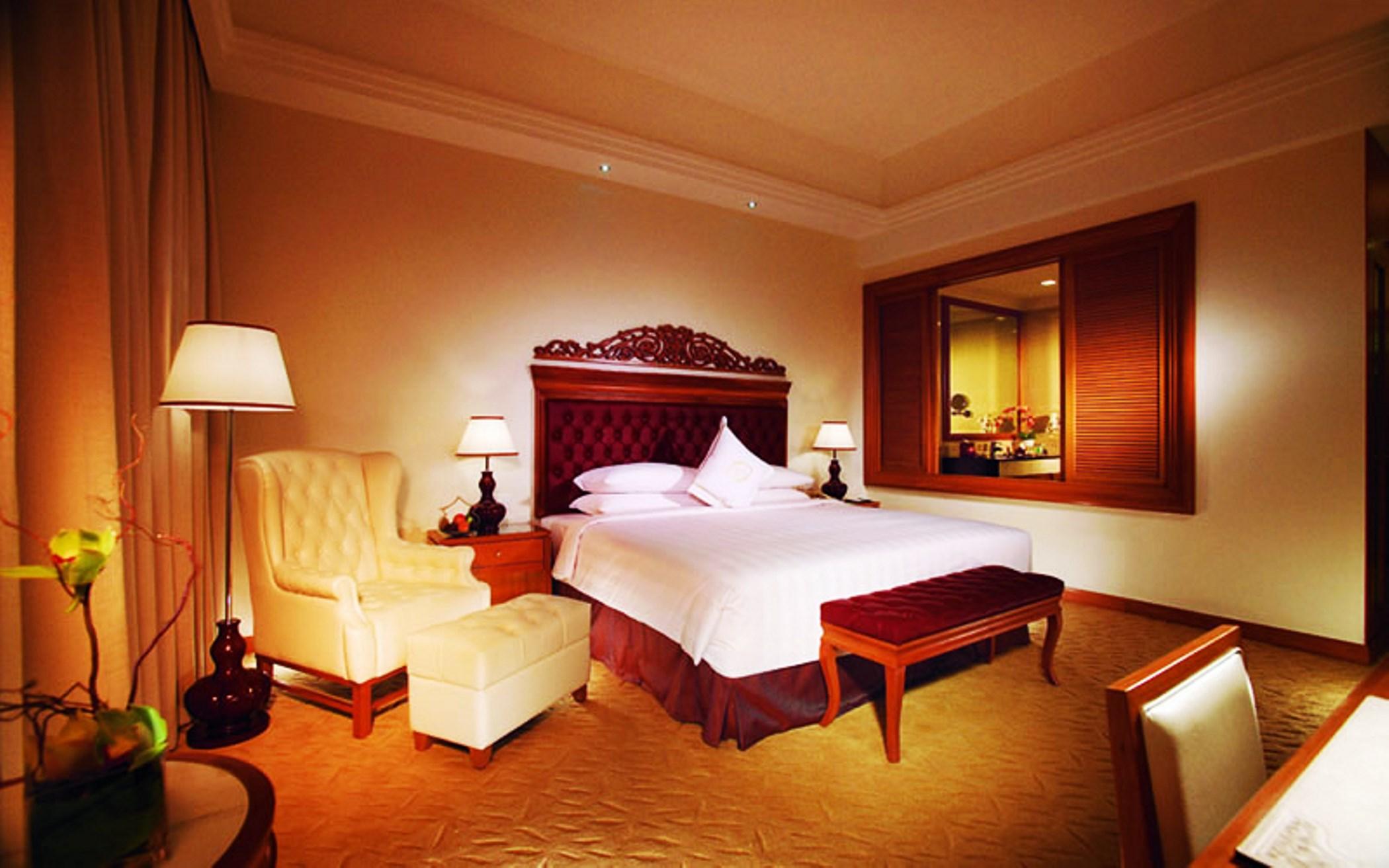 Hotel Royale Chulan Kuala Lumpur Exterior foto A room at the hotel