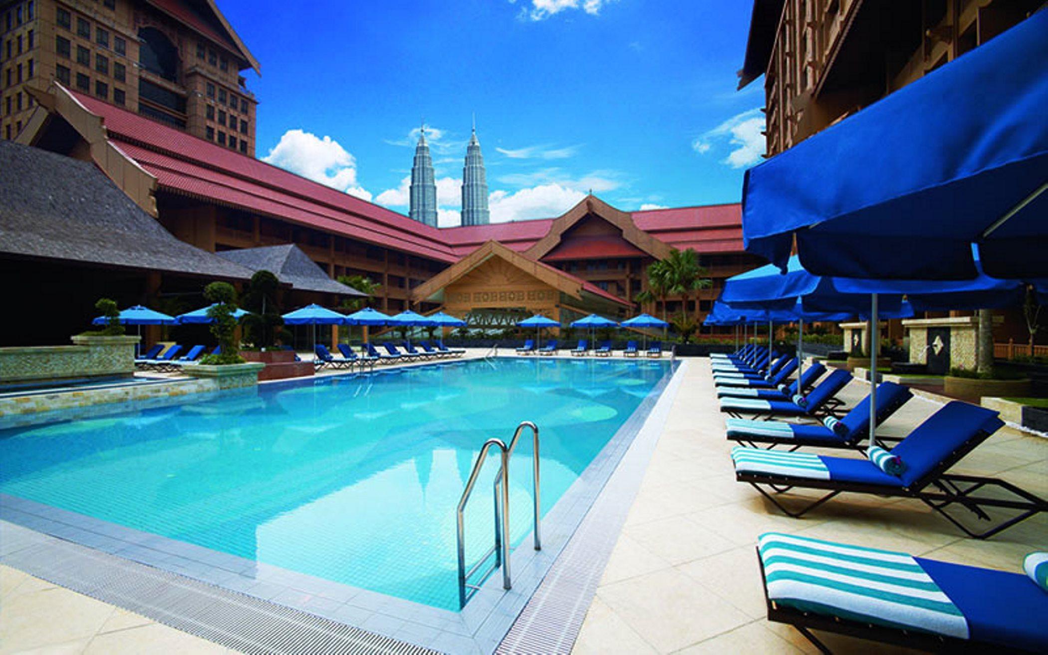 Hotel Royale Chulan Kuala Lumpur Exterior foto The swimming pool at Shangri-La Kuala Lumpur