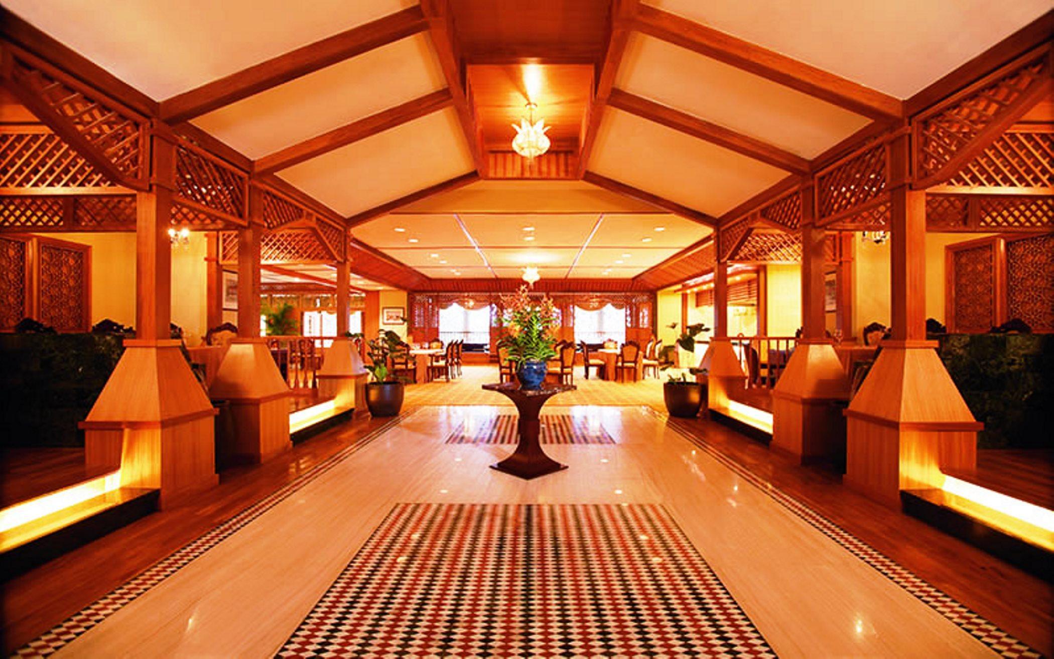 Hotel Royale Chulan Kuala Lumpur Exterior foto The lobby of the hotel