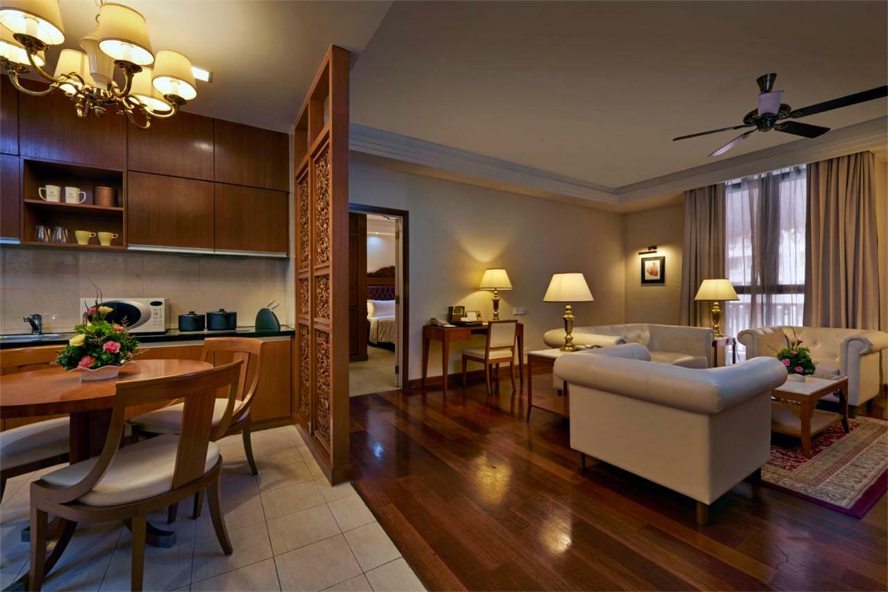 Hotel Royale Chulan Kuala Lumpur Exterior foto A typical apartment at The Residence
