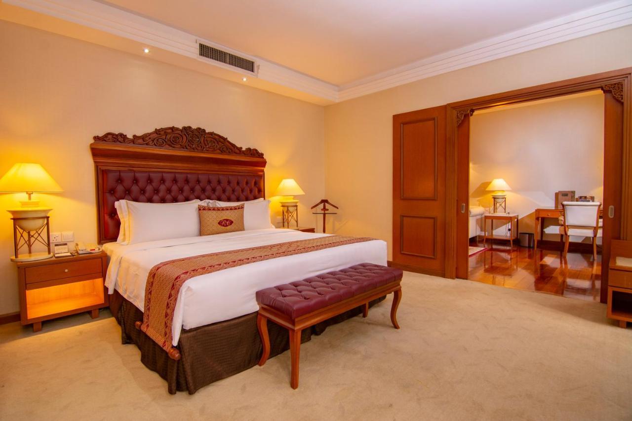 Hotel Royale Chulan Kuala Lumpur Exterior foto Suite